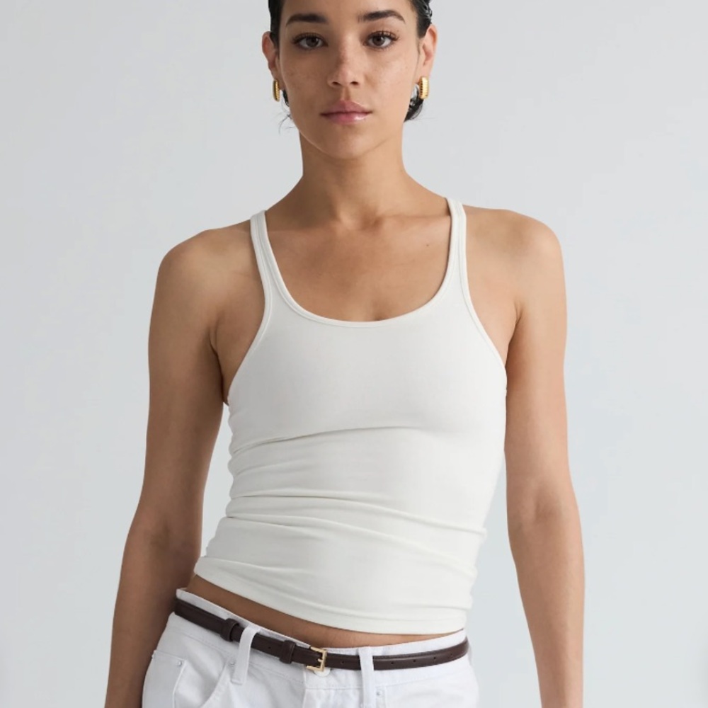 Re Ona sculpt tank NWT